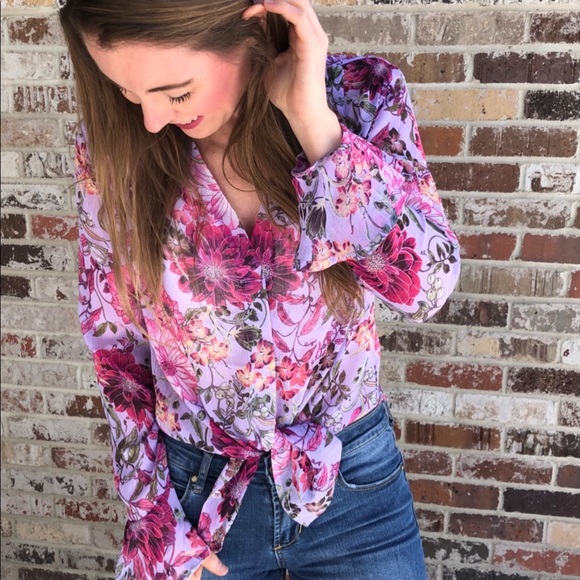 Meet your Posher/ suggested user! - Picture 6 of 8